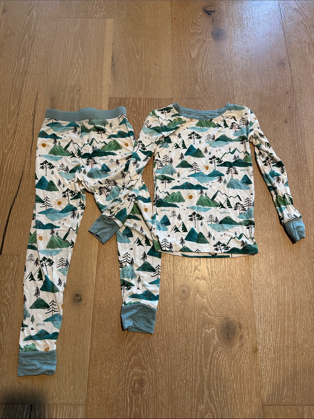 Little Sleepies Kids Mountain Print Long Sleeve Pajama Set - Green